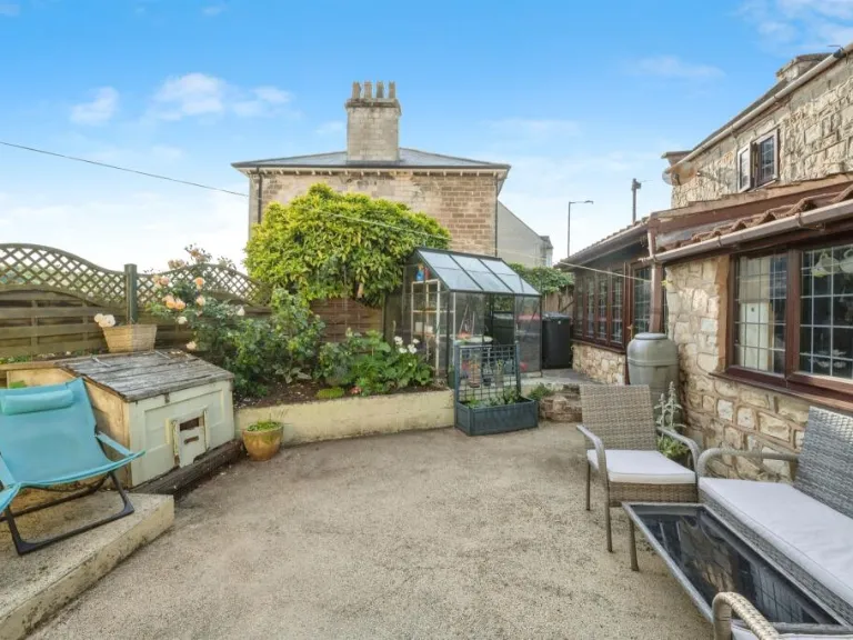 property Compatible Images}