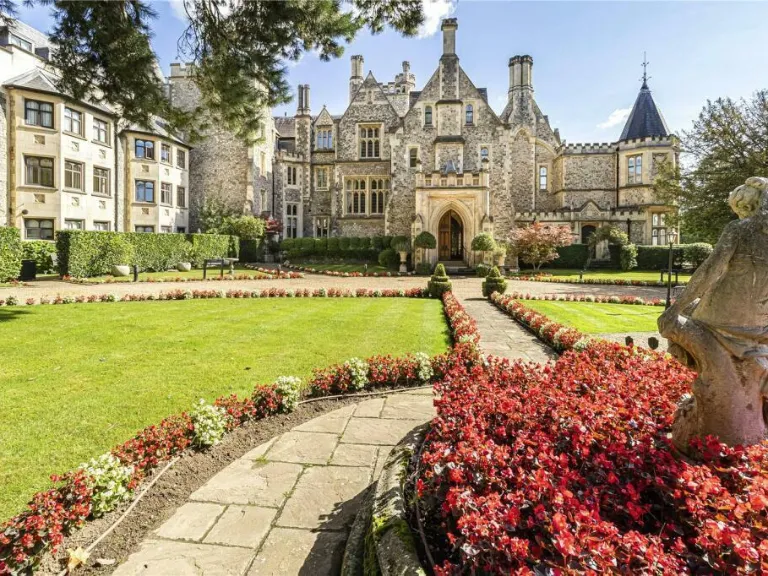 property Compatible Images}