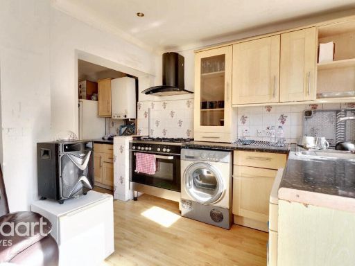 Similar property image