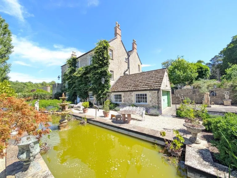 property Compatible Images}