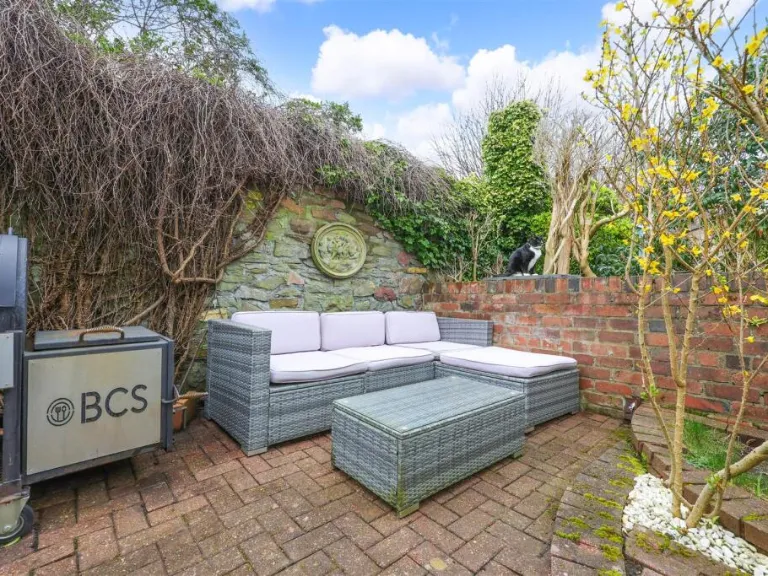 property Compatible Images}