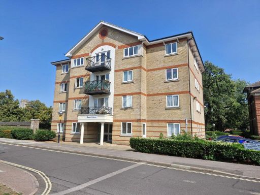 Similar property image
