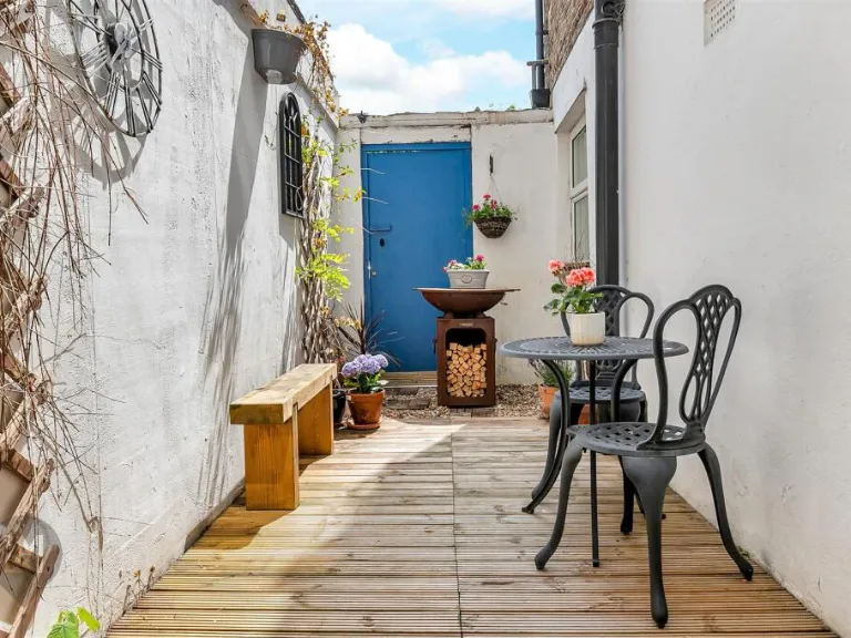 property Compatible Images}