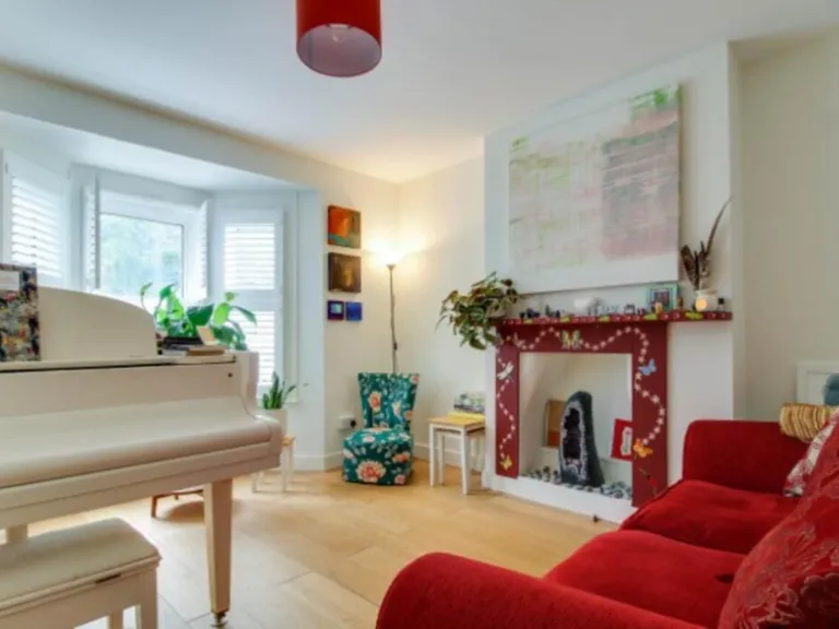 property Compatible Images}