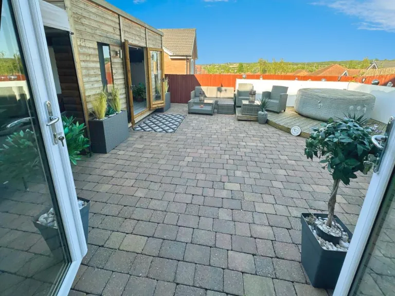 property Compatible Images}