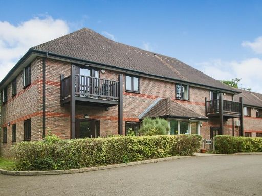 Similar property image