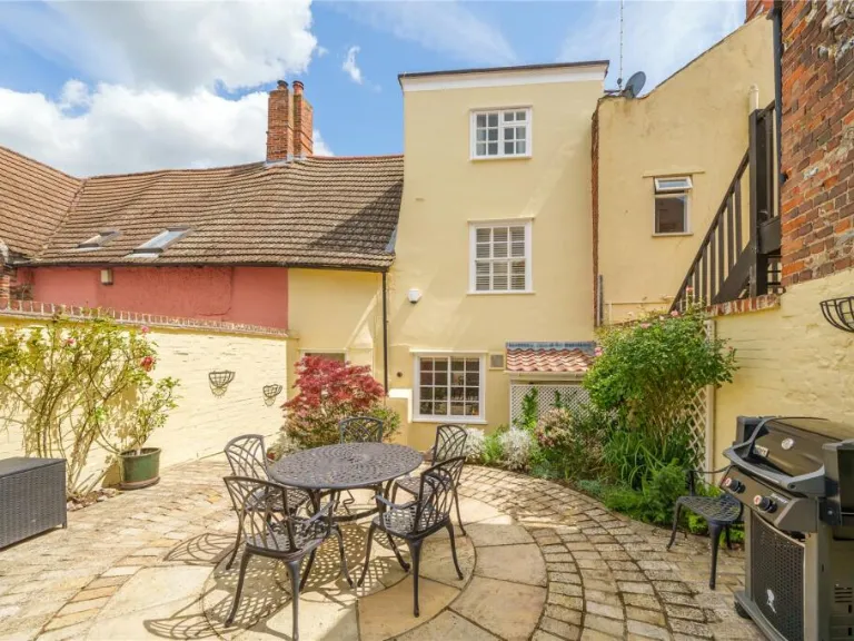 property Compatible Images}