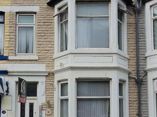 Similar property image