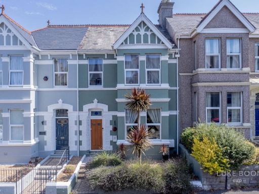 Similar property image