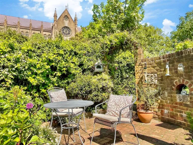 property Compatible Images}