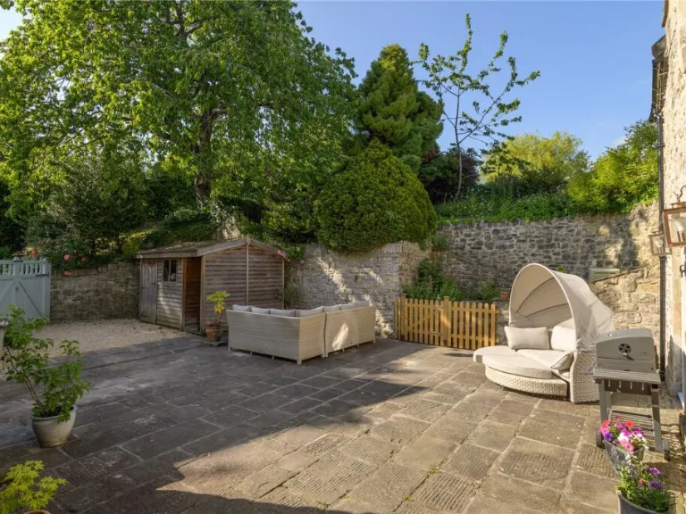 property Compatible Images}