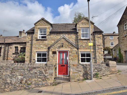 Similar property image