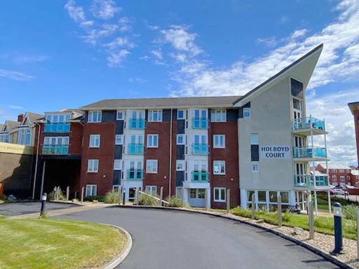 Similar property image