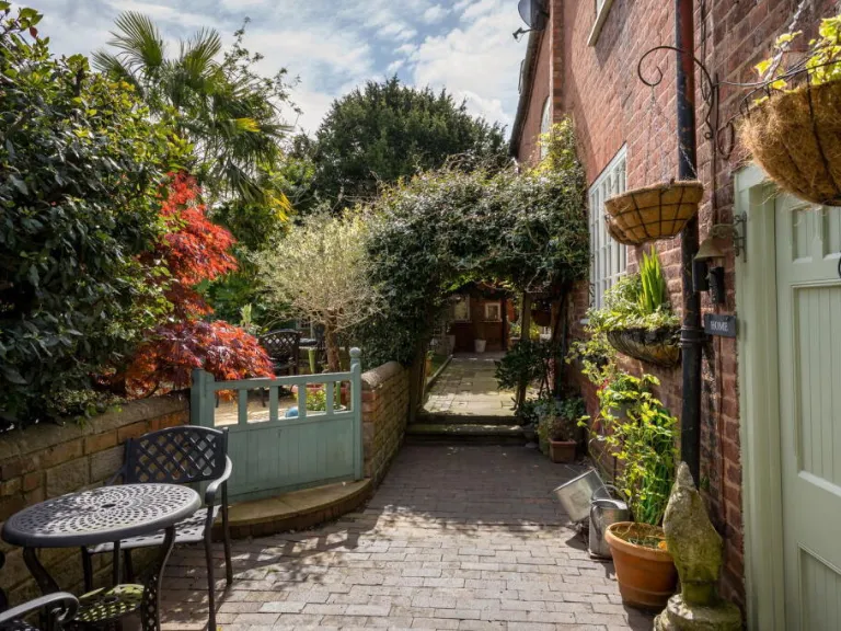 property Compatible Images}