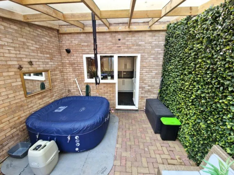 property Compatible Images}