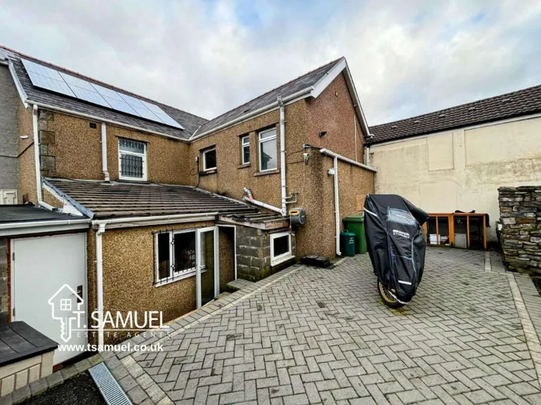 property Compatible Images}