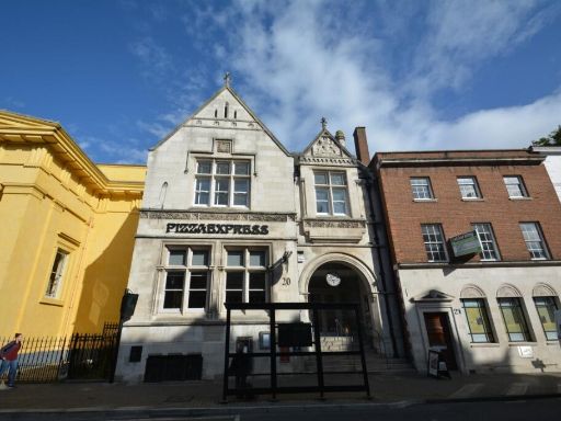 Similar property image