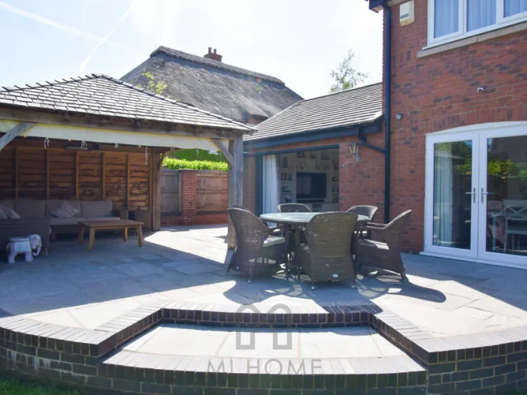 property Compatible Images}