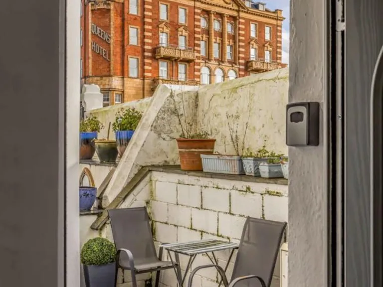 property Compatible Images}