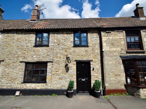Similar property image