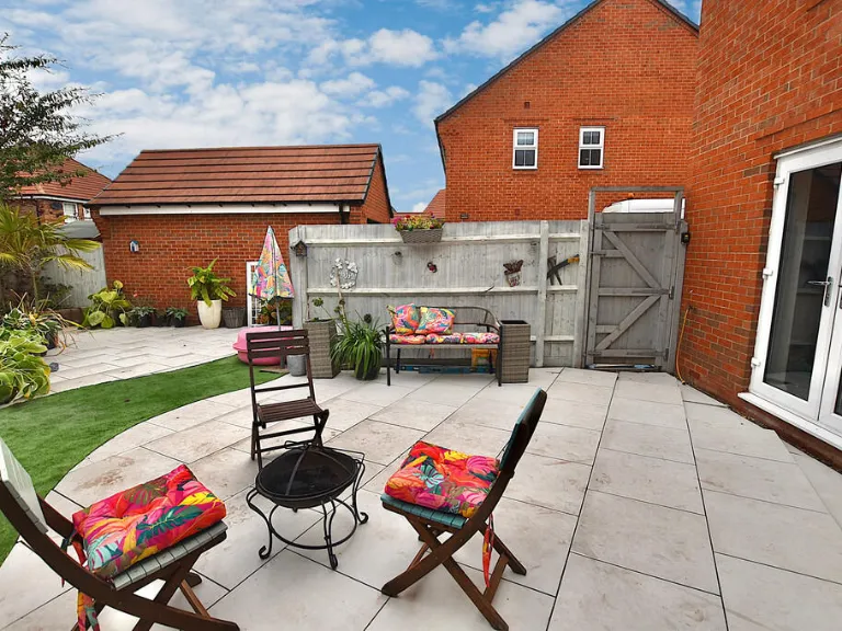 property Compatible Images}