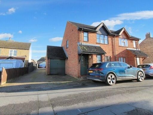 Similar property image