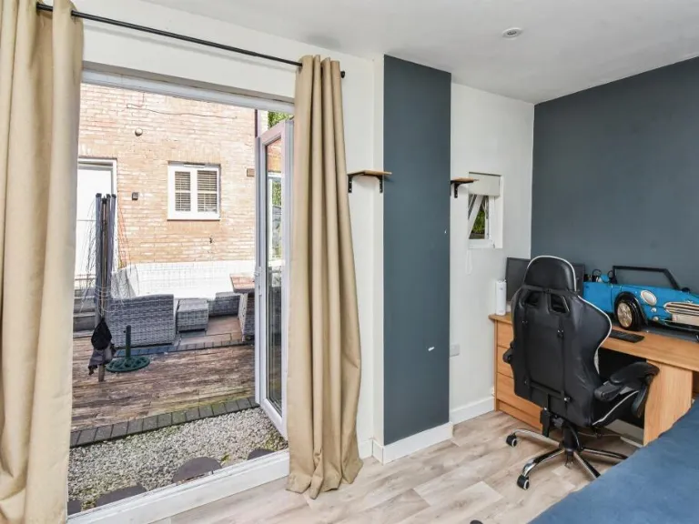 property Compatible Images}