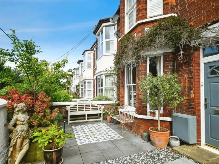 property Compatible Images}