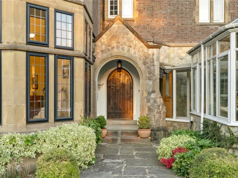 property Compatible Images}