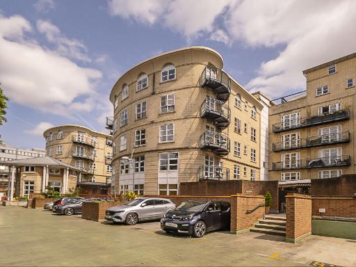 Similar property image