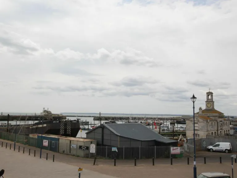 property Compatible Images}