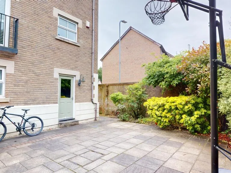 property Compatible Images}
