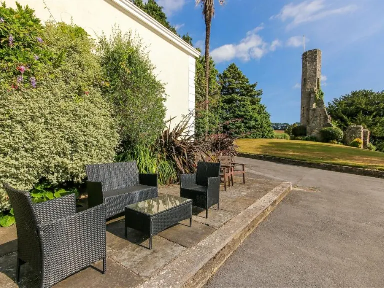 property Compatible Images}