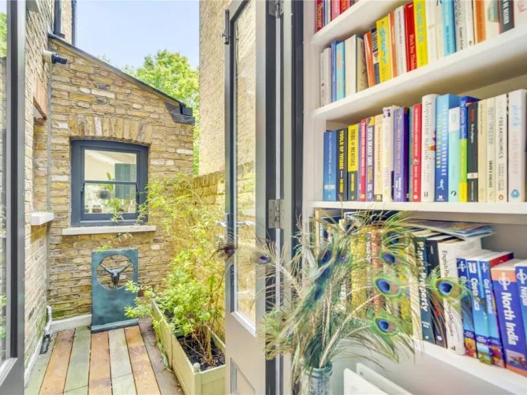 property Compatible Images}