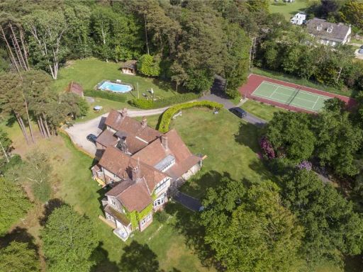 Similar property image