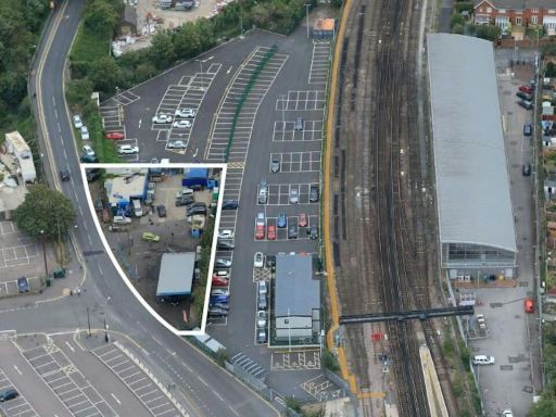 Similar property image