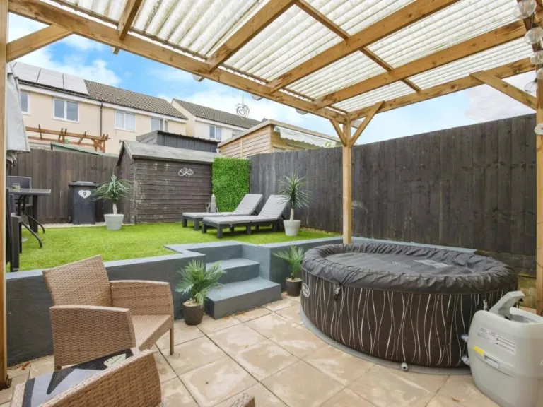 property Compatible Images}