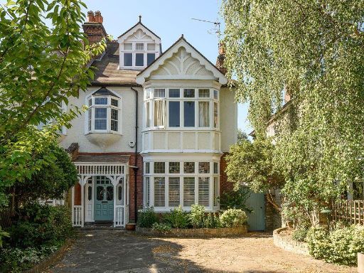 Similar property image