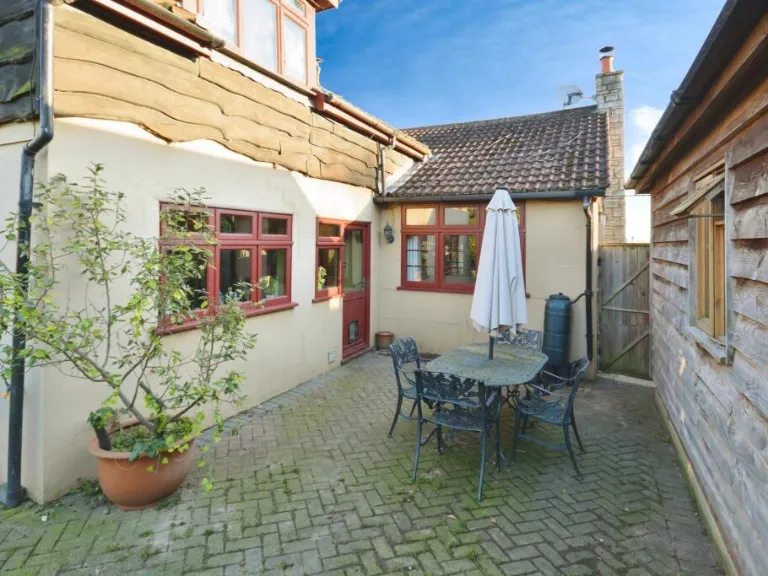 property Compatible Images}