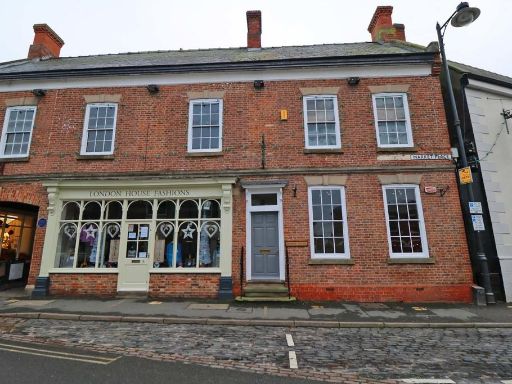 Similar property image