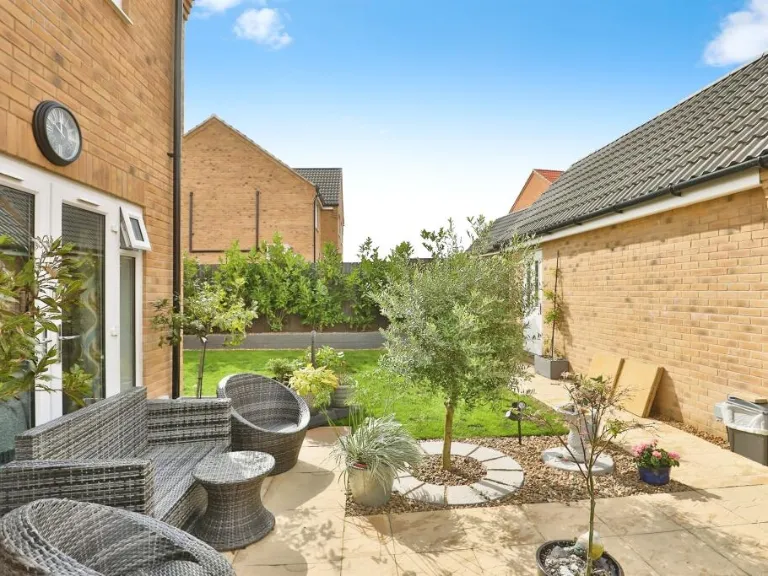 property Compatible Images}