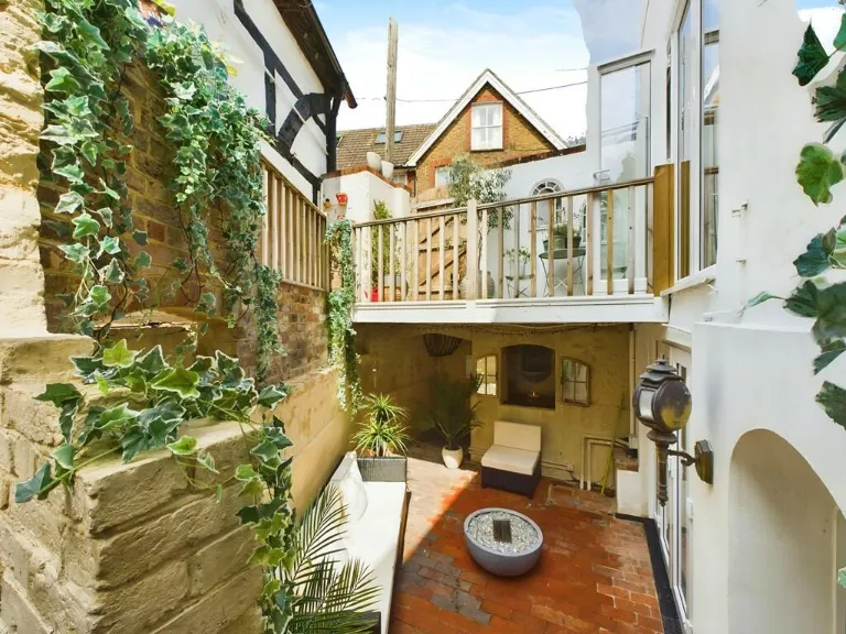 property Compatible Images}