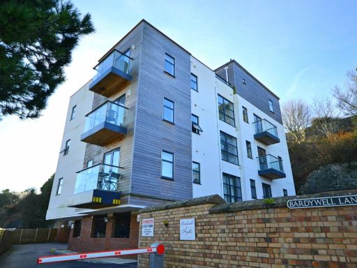 Similar property image