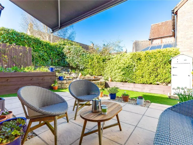 property Compatible Images}