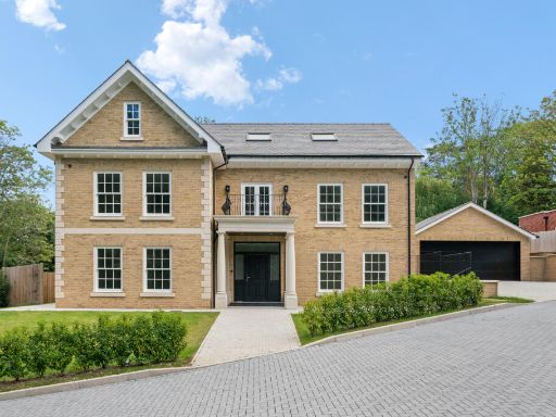 Similar property image