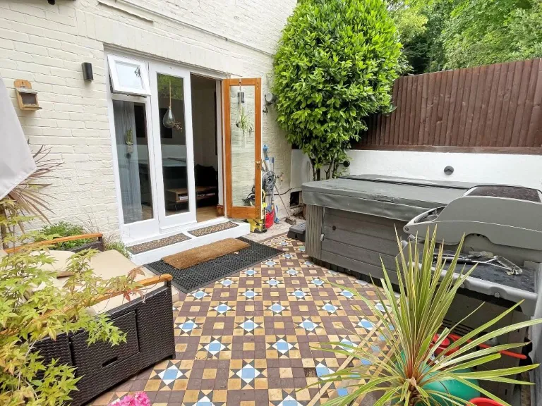 property Compatible Images}