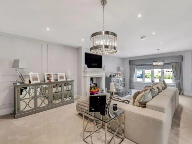 property Compatible Images}