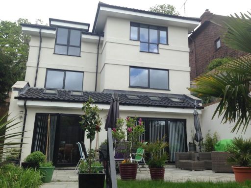 Similar property image