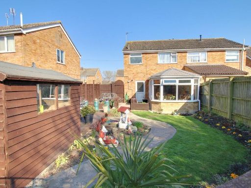 Similar property image