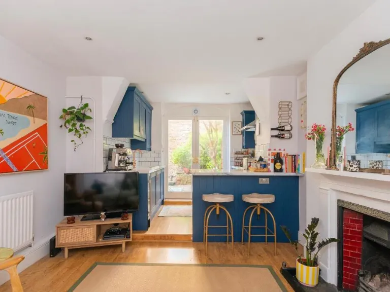 property Compatible Images}